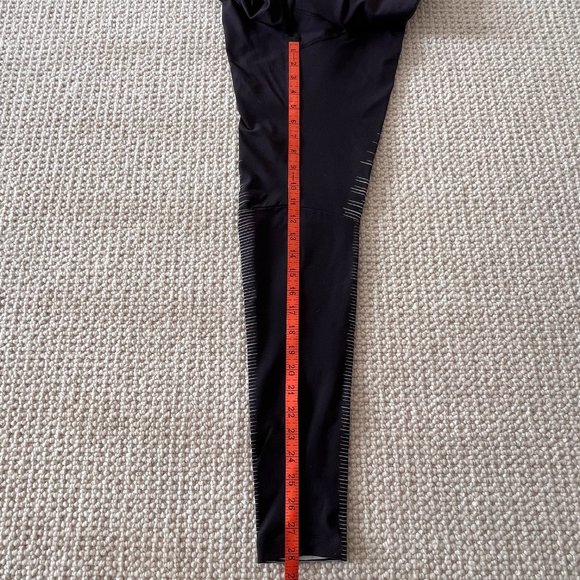 Nike Dri Fit glow-in-the-dark leggings - Picture 6 of 6